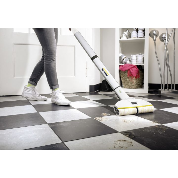 Kärcher EWM 2 Stick vacuum Battery Wet Black White Yellow 2.5 Ah