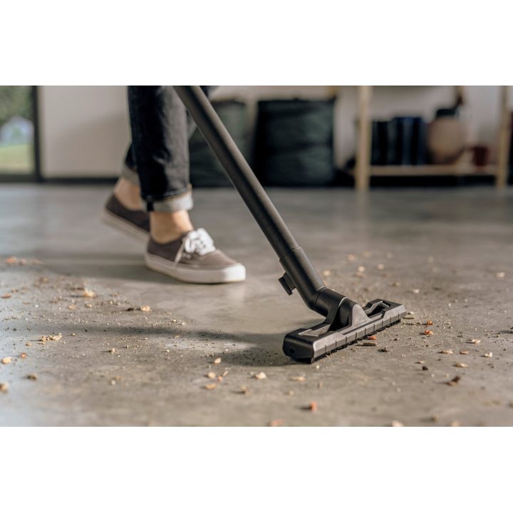 Kärcher WD 2 Plus V-12/4/18 universal bagless vacuum cleaner