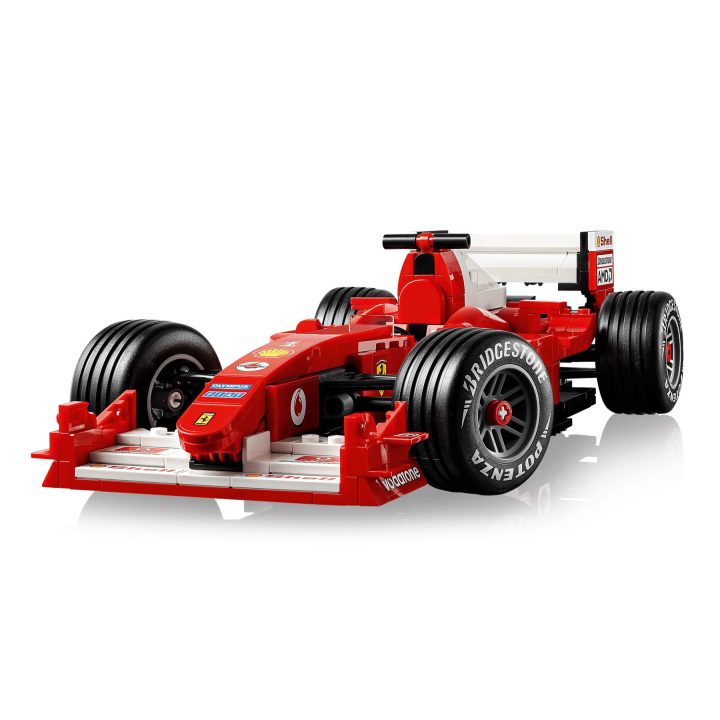 LEGO ICONS 11375 Ferrari F2004 & Michael Schumacher
