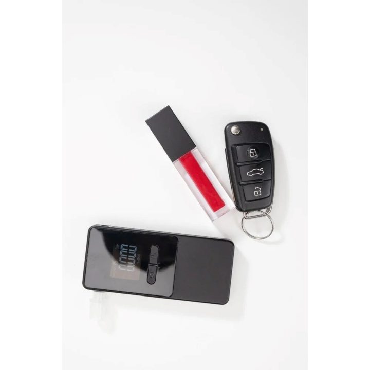 AlcoAlert Smart Electrochemical breathalyzer black