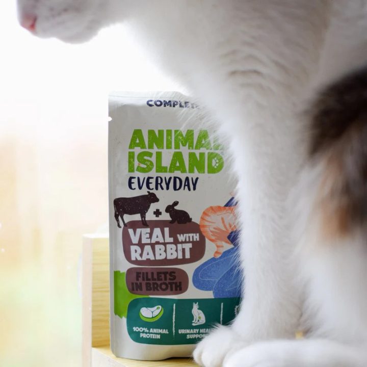 ANIMAL ISLAND Veal with rabbit and Turkey with tuna Fillets in broth - wet cat food - 4x85g