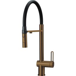 Kitchen faucet with filter and flexible spout