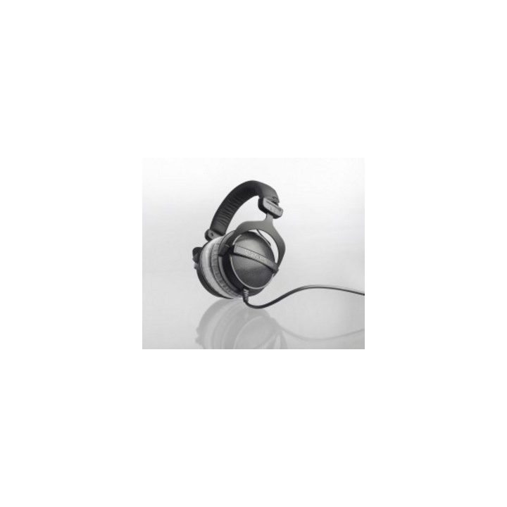 Beyerdynamic DT 770 Pro Headphones Wired Head-band Music Black