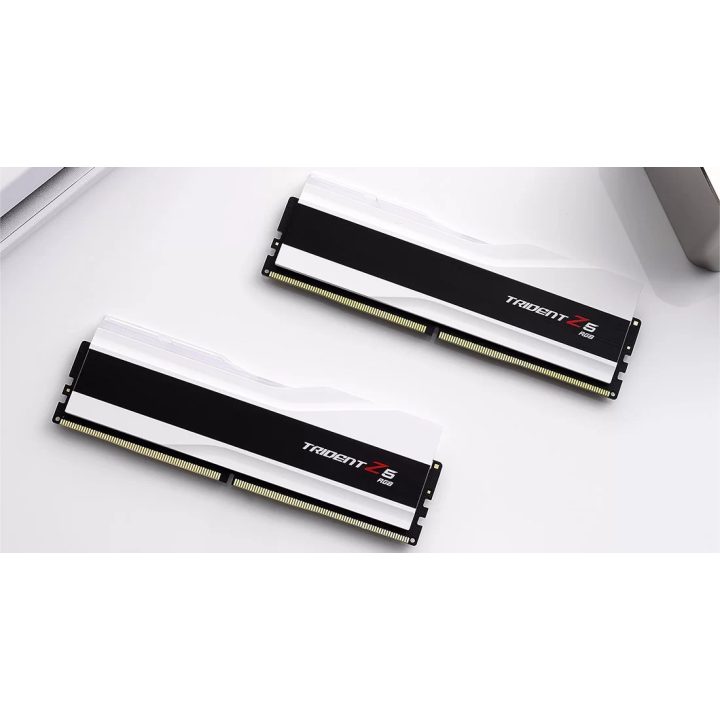 G.Skill Trident Z5 RGB F5-6400J3239F48GX2-TZ5RW modulo di memoria 96 GB 2 x 48 GB DDR5 6400 MT/s