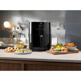 Electrolux EAF7SB friggitrice ad aria calda singola 6.9 L autonoma 1700 W nero