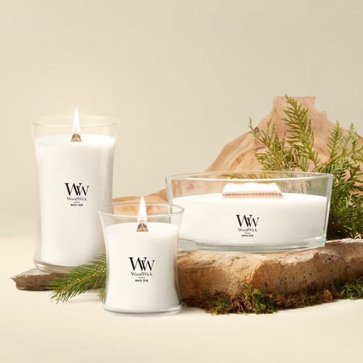 Candela profumata Ellipse WOODWICK teak bianco 1 pezzo