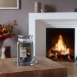 Yankee Candela Crackling Embers candela di cera Cilindro Legno Grigio 1 pz