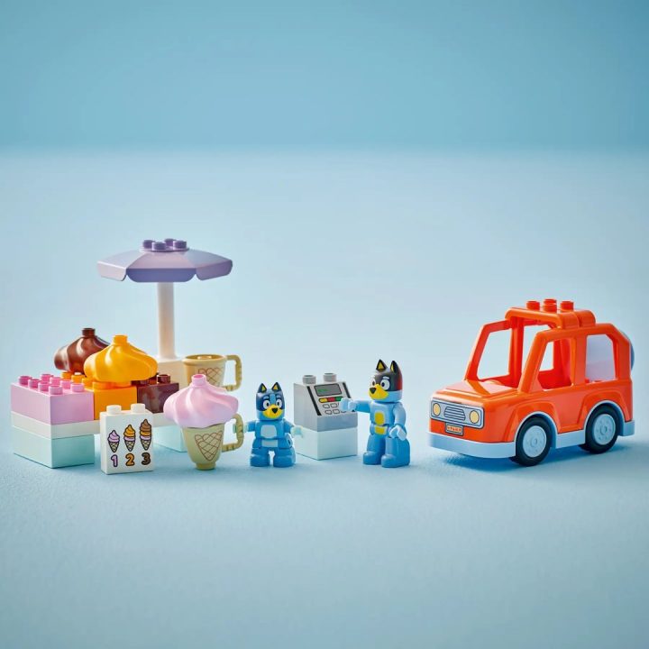 LEGO BLUEY 10458 Gita al Gelato con Bluey