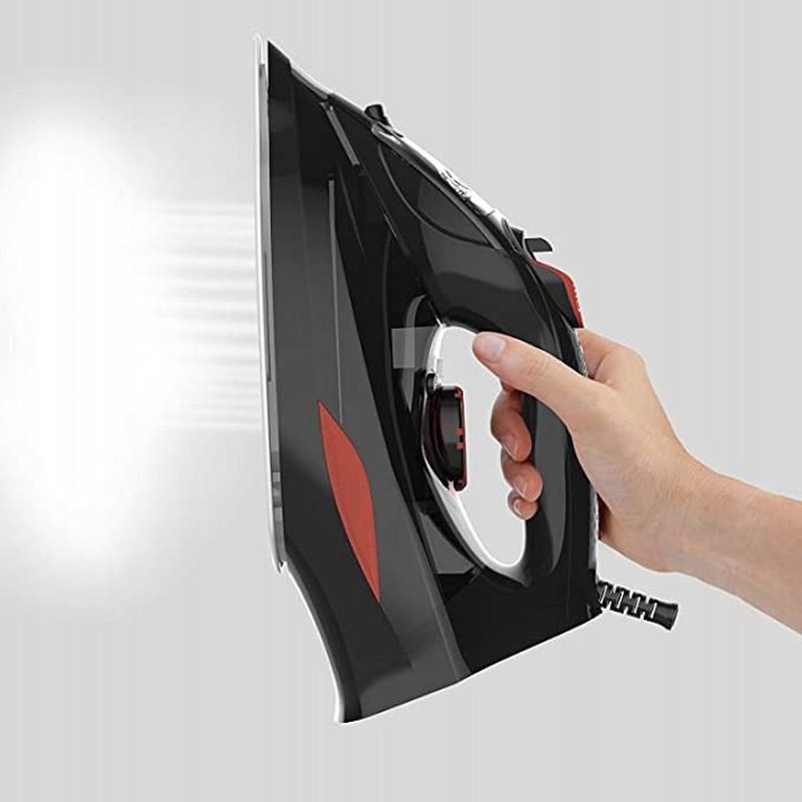 Ferro a vapore Black+Decker BXIR3000E (3000W nero)
