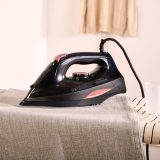 Ferro a vapore Black+Decker BXIR3000E (3000W nero)