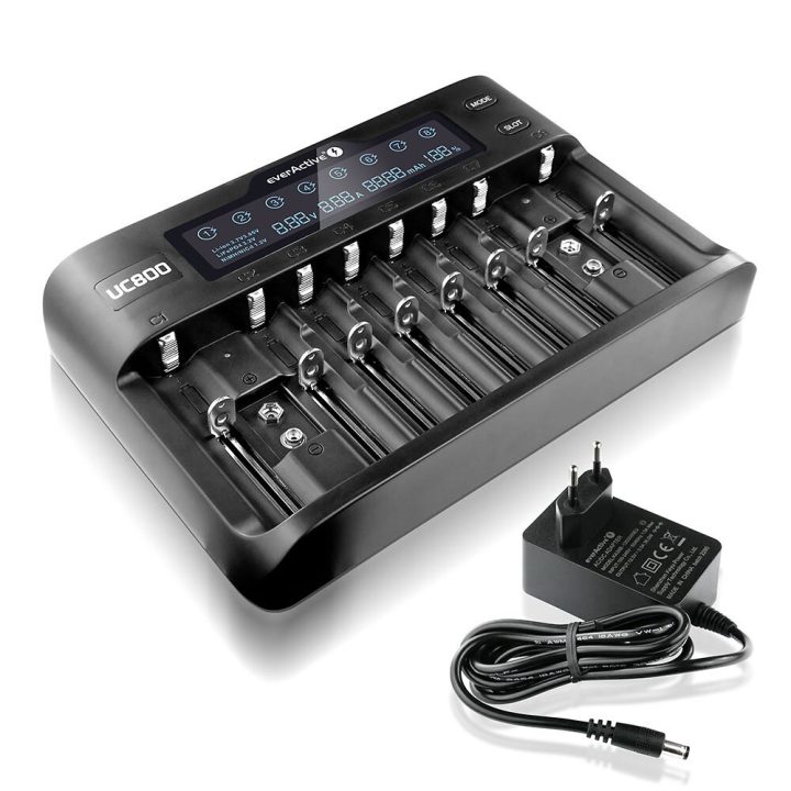 Caricabatterie per batterie cilindriche Li-ion e Ni-MH everActive UC-800
