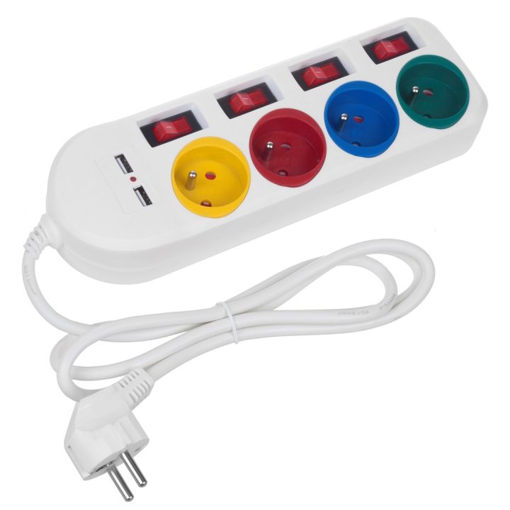 Maclean power strip extender 4 sockets + 2xUSB with switches 250VAC/10A 2.1A 5V 1.5m white MCE229 W