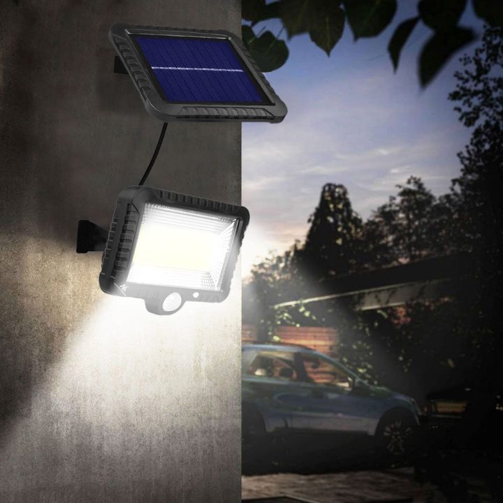 Maclean Energy MCE438 Solar LED Floodlight with motion sensor IP44 5W 400lm 6000K cold white lithium battery 1300 mAh 5.5V DC