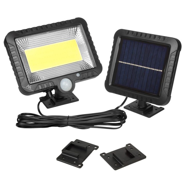 Maclean Energy MCE438 Solar LED Floodlight with motion sensor IP44 5W 400lm 6000K cold white lithium battery 1300 mAh 5.5V DC