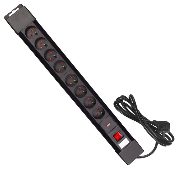 Maclean MCE11 power extension 1.5 m 8 AC outlet(s) Indoor Black