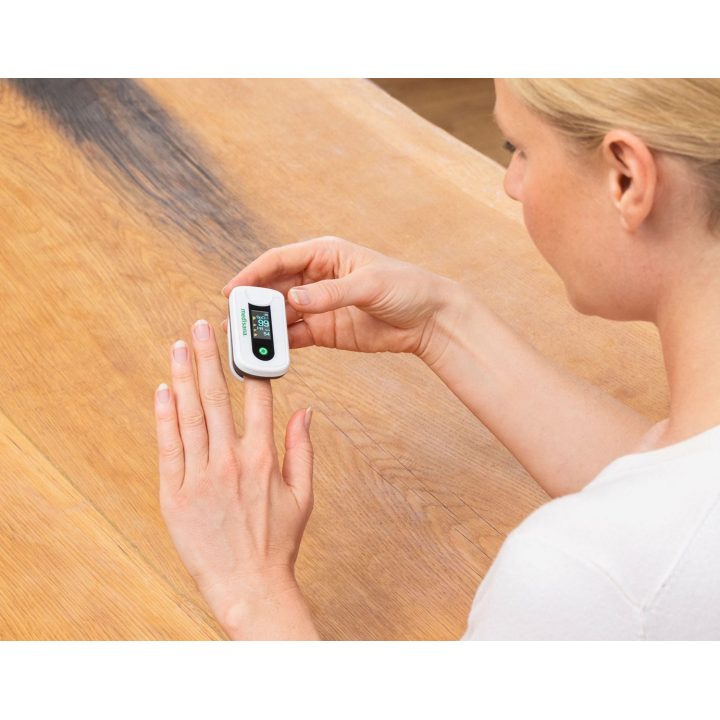 Medisana PM 180 pulse oximeter