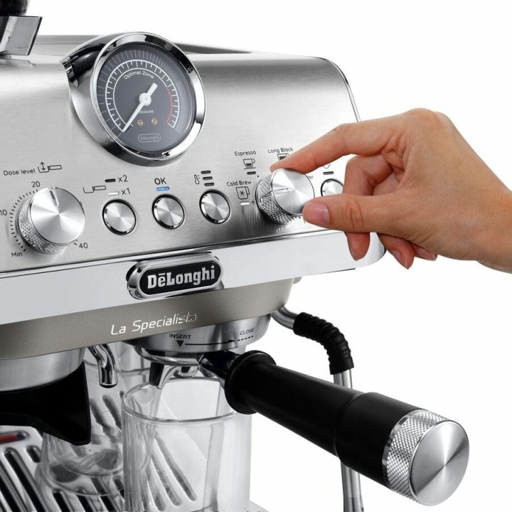 De’Longhi EC9255.M La Specialista Arte Compact macchina da caffè manuale con Cold Brew