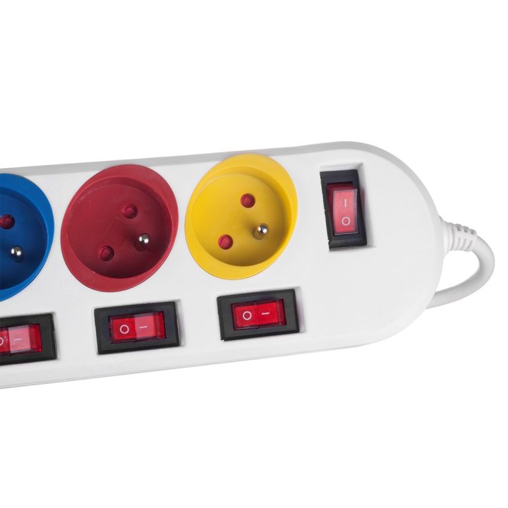 Maclean power strip 5 socket extension cable with switches 250VAC/10A 1.5m MCE204 M/W