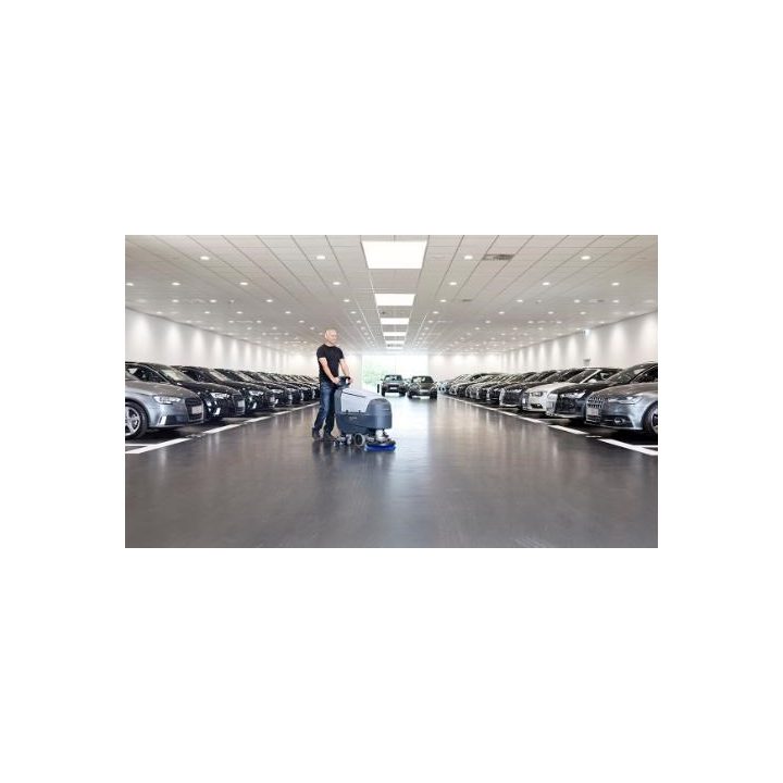 NILFISK Cleaning machine powered by gel batteries 9087390020