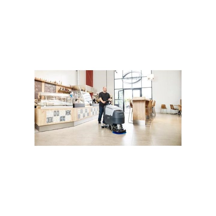NILFISK Cleaning machine powered by gel batteries 9087390020