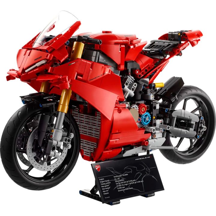 LEGO TECHNIC 42202 Ducati Panigale V4 S Motocicletta