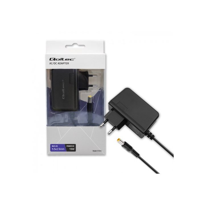 Qoltec 51034 power adapter/inverter Indoor 19 W Black
