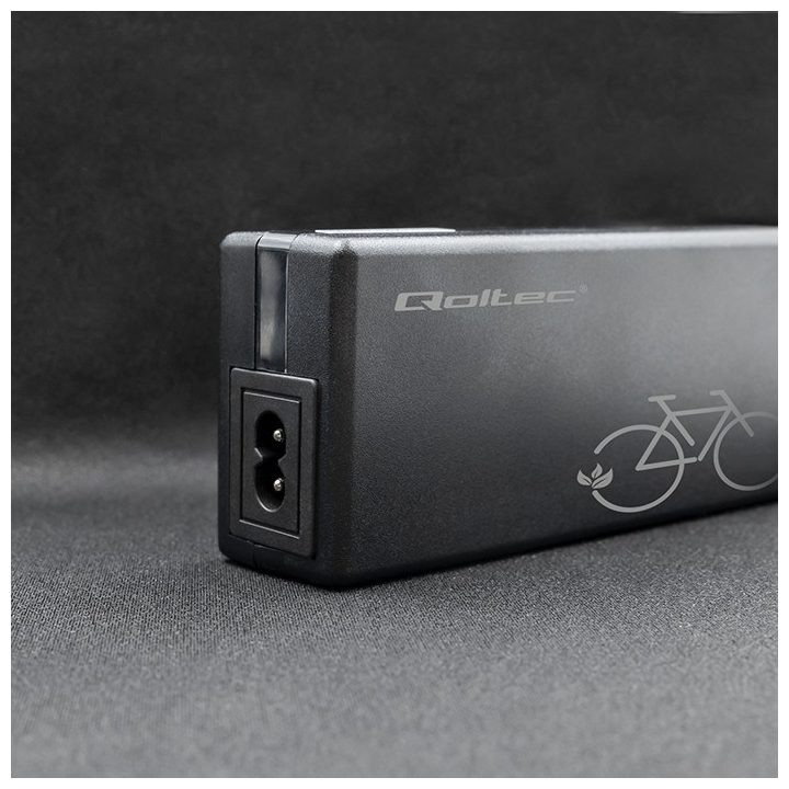 Qoltec 50761 Charger for e-bike batteries 36V | 42V | 2A | 5.5*2.5