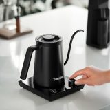 Bollitore elettrico nero BK6054B-OS MHW-3BOMBER