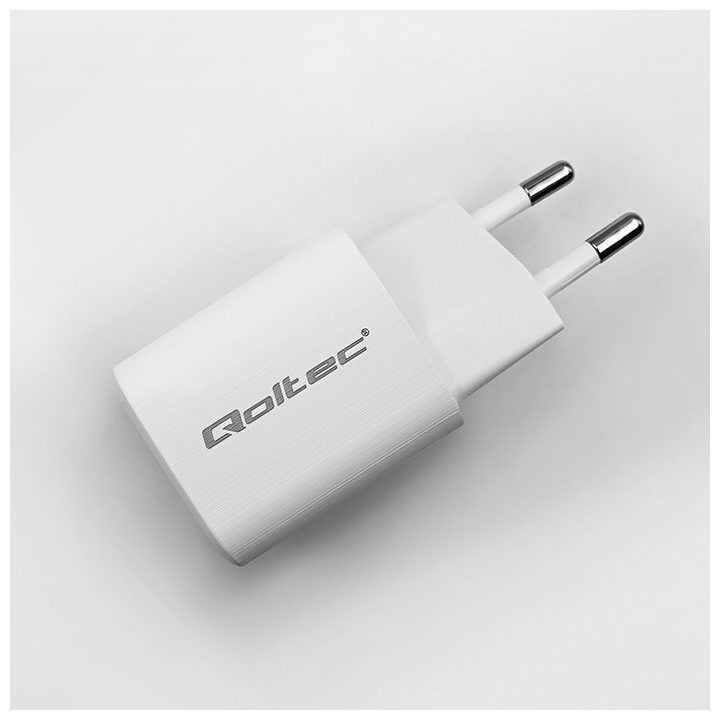Qoltec 50763 mobile device charger Laptop Portable gaming console Power bank Smartphone Smartwatch Tablet White AC Fast charging