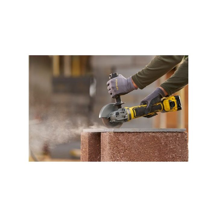 Stanley SFMCG700B angle grinder