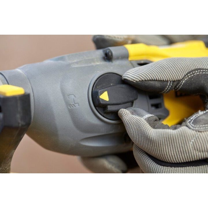 STANLEY SFMCH900M22 18V Hammer Drill