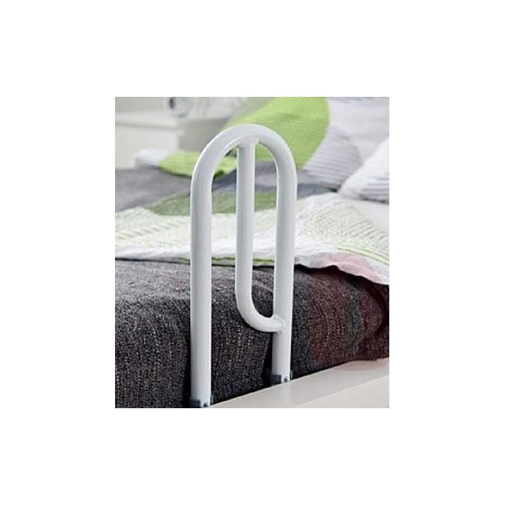 Height-adjustable bed rail making it easier to stand up