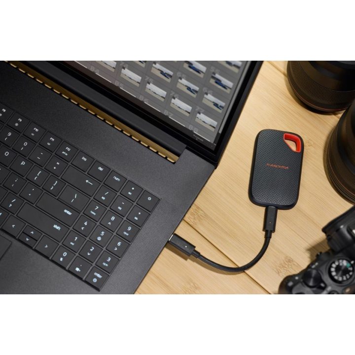 SanDisk Extreme Portable SSD (V3) 1 TB USB Type-C USB 3.2 Gen 2x2 Red Blue