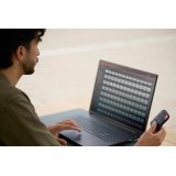 SanDisk Extreme Portable SSD (V3) 1 TB USB Type-C USB 3.2 Gen 2x2 Red Blue