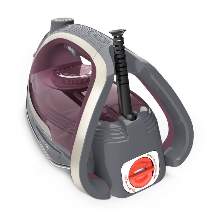 Tefal Ultragliss Anti-Calc Plus FV6840 Steam iron 2800 W Purple Silver