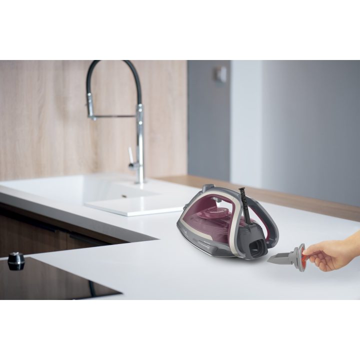 Tefal Ultragliss Anti-Calc Plus FV6840 Steam iron 2800 W Purple Silver