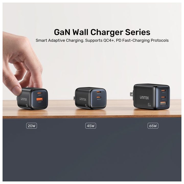 UNITEK Zeno Universal Black AC Fast charging Indoor