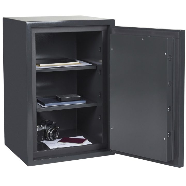 Yale Large EN Fire Safe: Large S2 fire-resistant safe for guns and ammunition