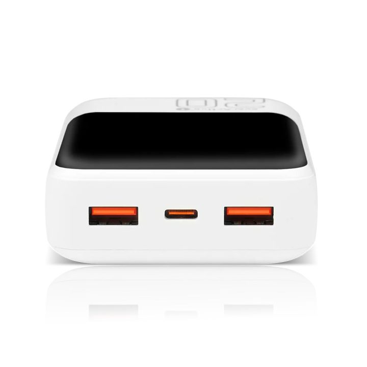 Powerbank 20 000mAh 2x USB 1x USB-C 22 5W QC4+ LCD screen white