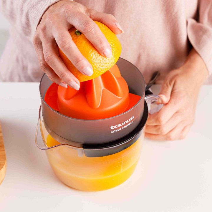 Taurus CITRUS COMPACT Hand juicer 30 W Black Orange Transparent