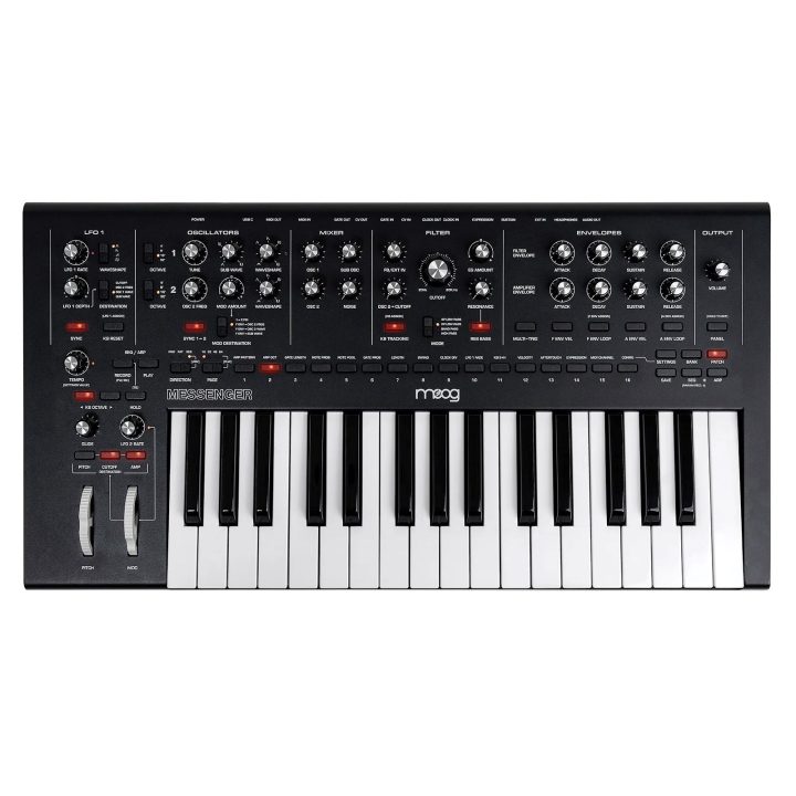 MOOG Messenger - a monophonic analog keyboard synthesizer