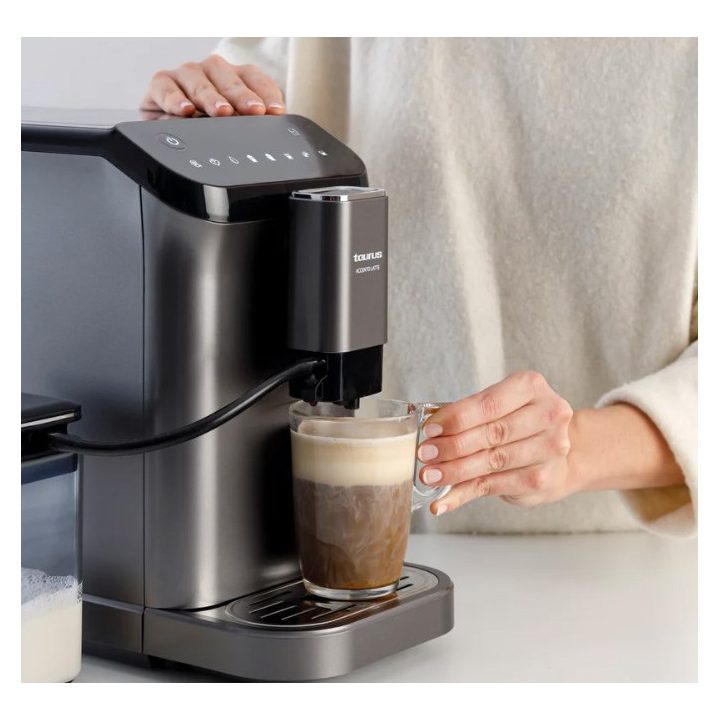 Taurus Accento Latte espresso machine 20 bar White Coffee