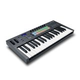 Novation FLKEY 37 - MIDI keyboard dedicated to FL Studio software 37 keys.