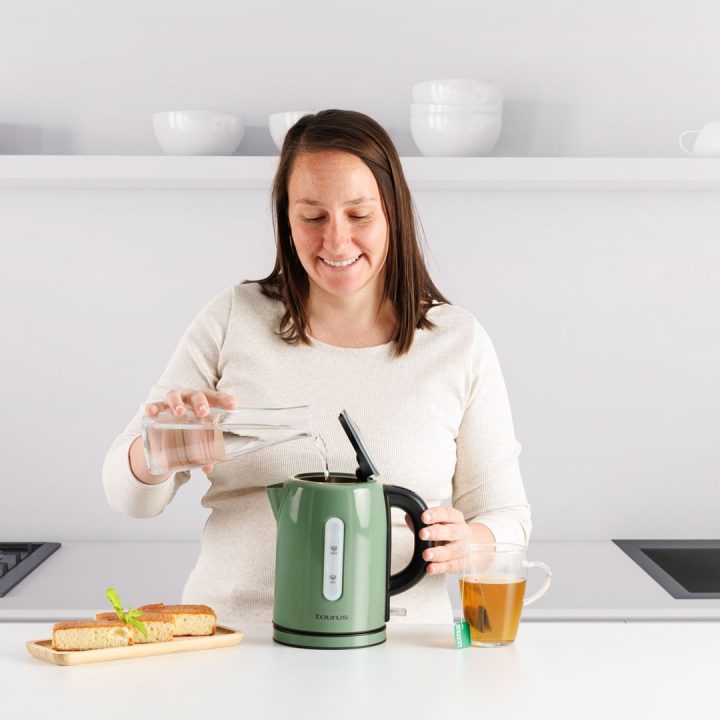 Taurus Vintage Compact Olive 1l Electric Kettle 958576000