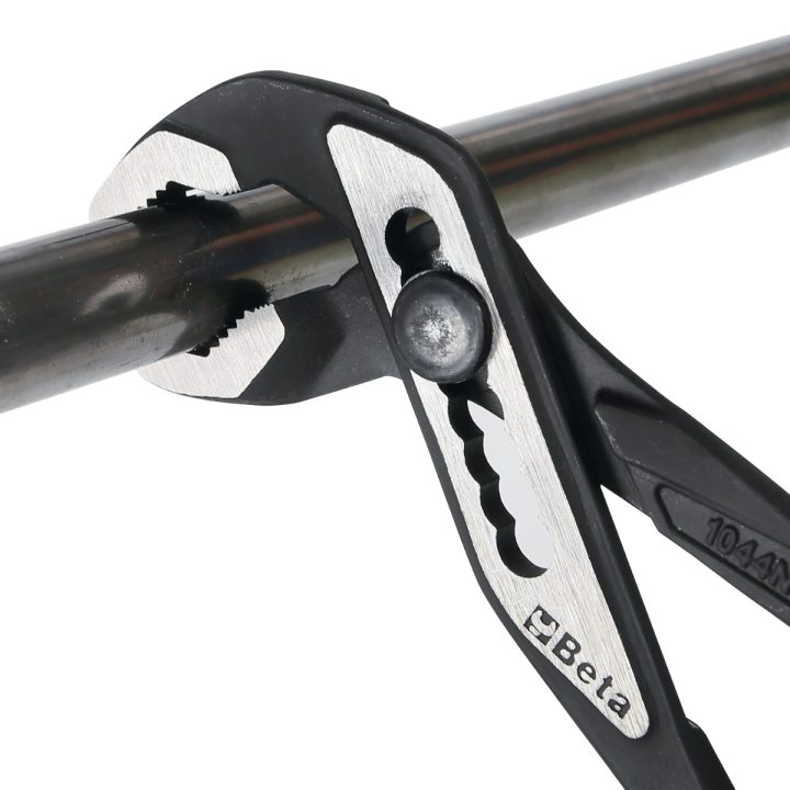 Beta 1044N 250 Pinza regolabile fosfatata a cerniera sovrapposta con manici in PVC 010440025
