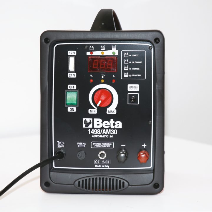 Beta 1498/AM30 Caricabatterie tradizionale automatico 12/24 V 014980740