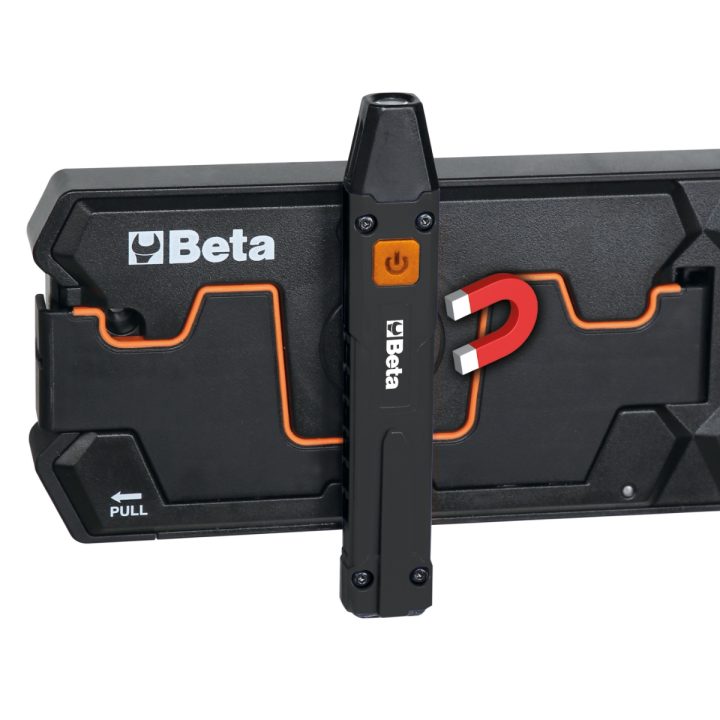 Beta 1833 XSW Torcia a LED per ispezioni con ricarica wireless. 018330011