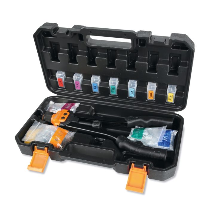 Beta 1742AN/C Rivettatrice in valigetta con 80 inserti filettati. 017420106