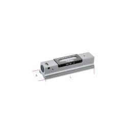 Beta 1699L Livella lineare di precisione in ghisa con base prismatica rettificata a 2 fiale infrangibili in astuccio di legno 01