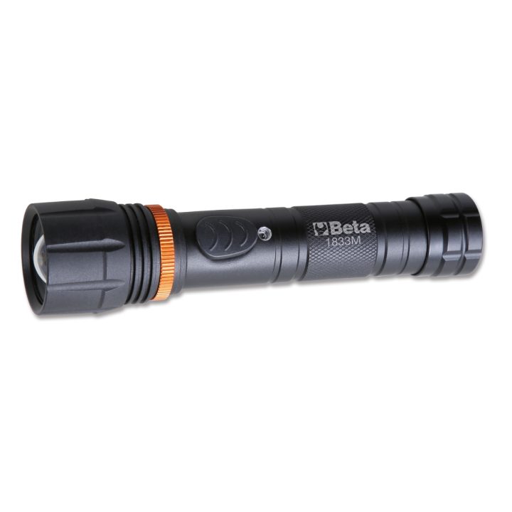 Beta 1833 M Torcia LED ad alta luminosità in robusto alluminio anodizzato, fino a 700 Lumen 018330003